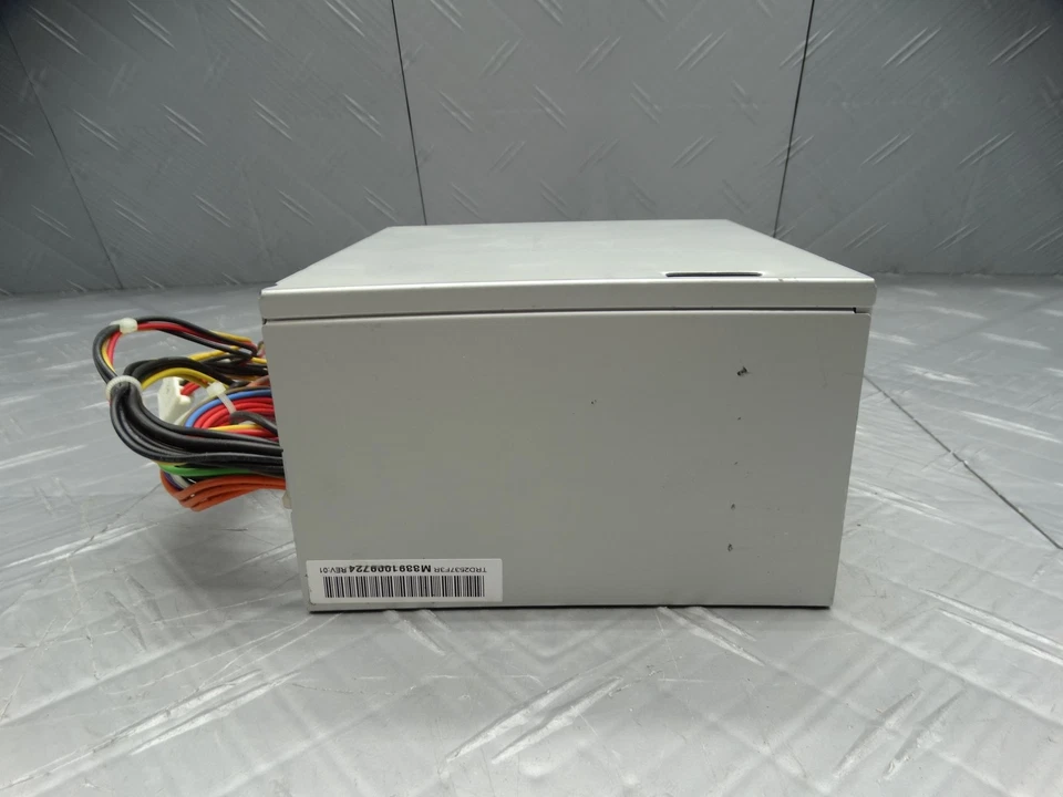 Hipro Tech HP-D2537F3R 250W Power Supply - Image 2
