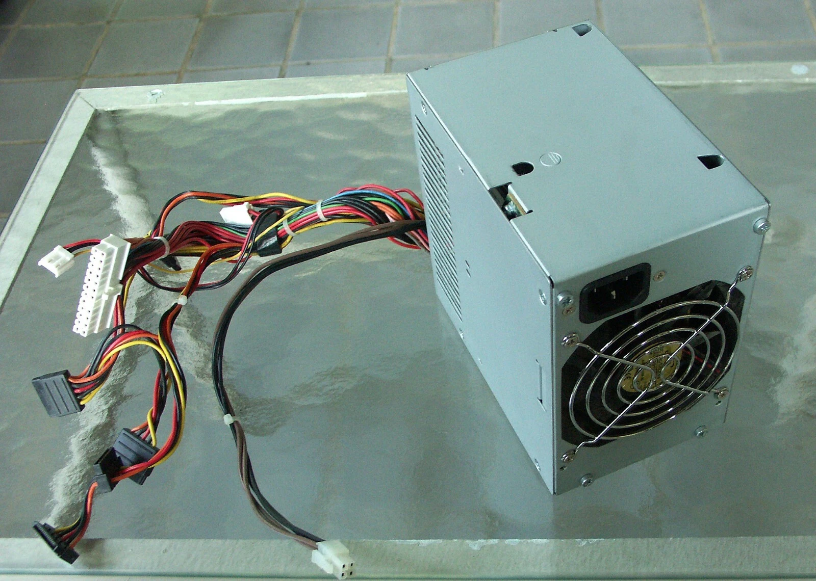 HP DC7700 ML110 G5 365W Power Supply